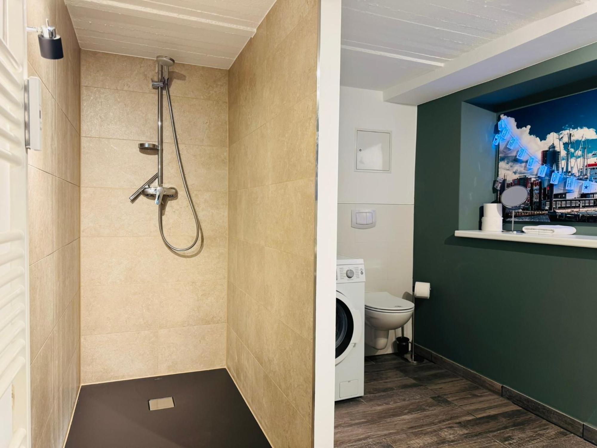 Urban Stay Hamburg - Apartments "Backbord" & "Steuerbord Mit Sauna" Ngoại thất bức ảnh